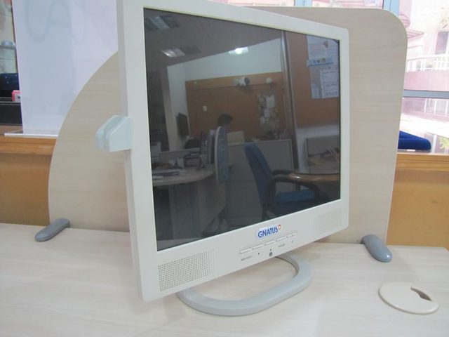 Monitor Medico Odontologico Gnatus 15″ Lcd