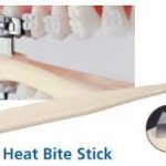 Mordedor de base triangular (Bite Stik High Heat)